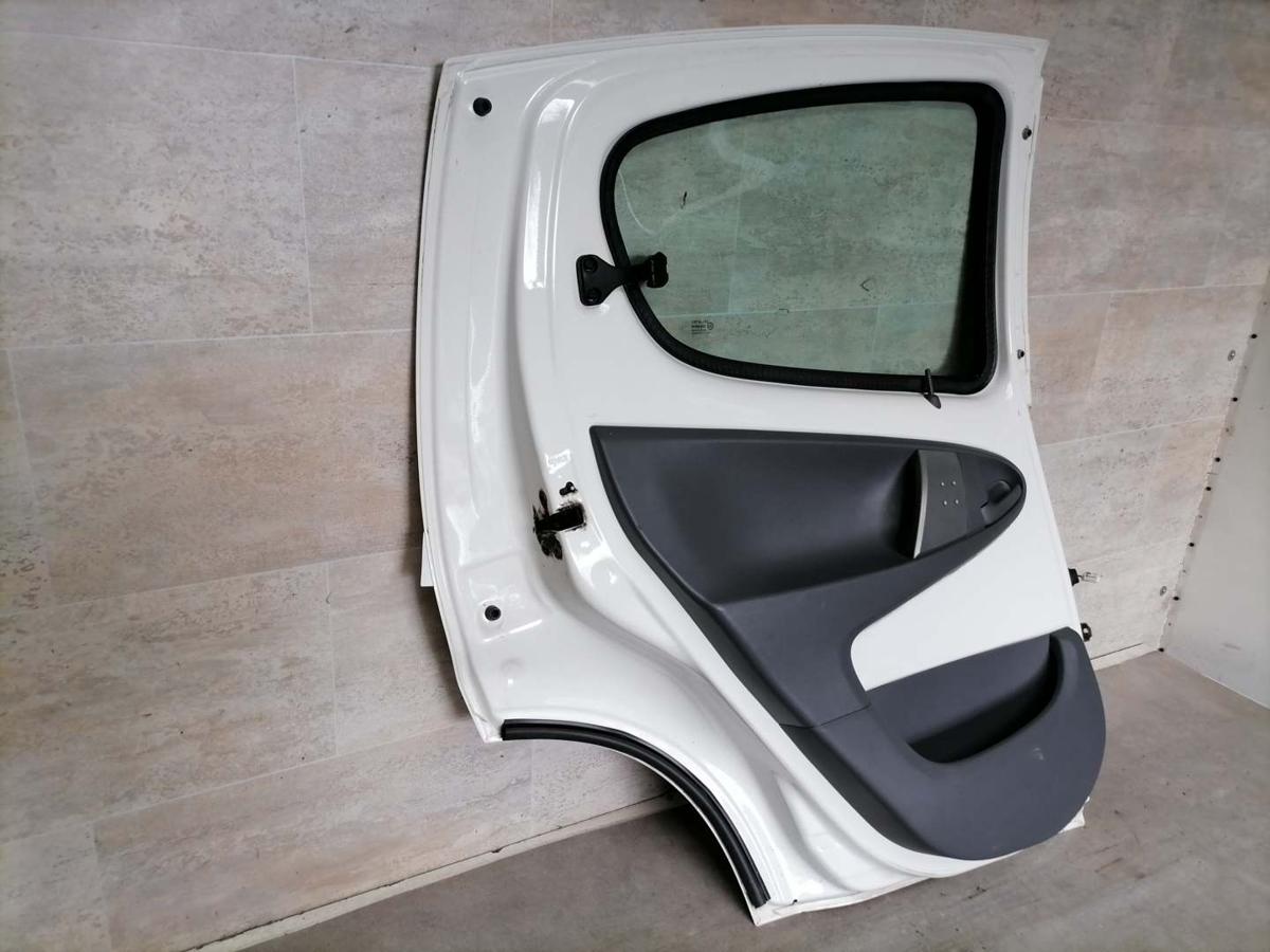 Peugeot 107 original Tür hinten links KWD Weiß Bj.2011